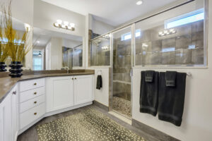 30 Bathroom 01 - Lake Worth Homes - Lake Worth Homes
