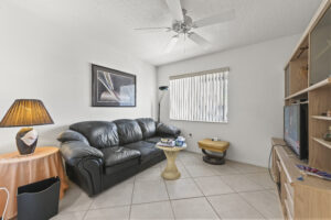 26 Den 01 - Lake Worth Homes - Lake Worth Homes