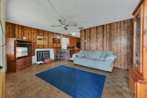 04 Living room 01 - Lake Worth Homes - Lake Worth Homes