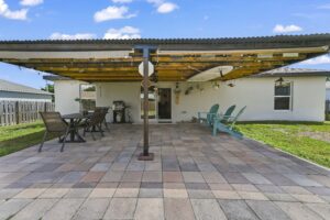 27 Patio 02 - Lake Worth Homes - Lake Worth Homes