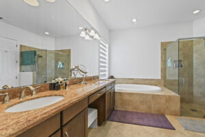 27 Bathroom 01 - Lake Worth Homes - Lake Worth Homes