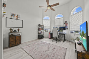 30 Office 01 - Lake Worth Homes - Lake Worth Homes