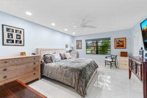 05 Bedroom 01 - Lake Worth Homes - Lake Worth Homes