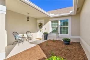 03 entry 01 - Lake Worth Homes - Lake Worth Homes