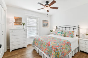 20 Bedroom 01 - Lake Worth Homes - Lake Worth Homes
