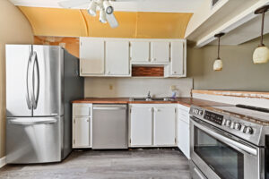 06 Kitchen 02 - Lake Worth Homes - Lake Worth Homes