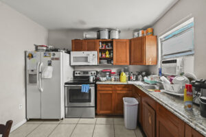 14 Kitchen 02 - Lake Worth Homes - Lake Worth Homes