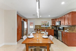 07 Diningroom 01 - Lake Worth Homes - Lake Worth Homes