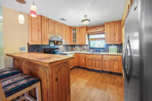 09 Kitchen 02 - Lake Worth Homes - Lake Worth Homes