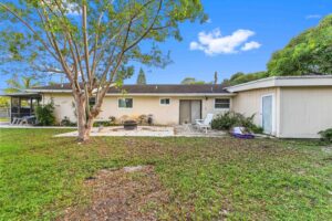 20251030173626320319000000-o - Lake Worth Homes - Lake Worth Homes