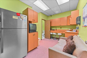 14 Kitchen 01 - Lake Worth Homes - Lake Worth Homes