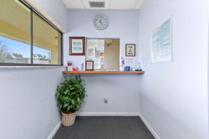 08 reception desk 01 - Lake Worth Homes - Lake Worth Homes