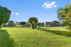 21 Rear 01 - Lake Worth Homes - Lake Worth Homes