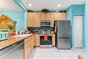 06 Kitchen 01 - Lake Worth Homes - Lake Worth Homes