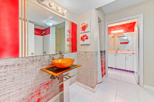 22 Bathroom 04 - Lake Worth Homes - Lake Worth Homes