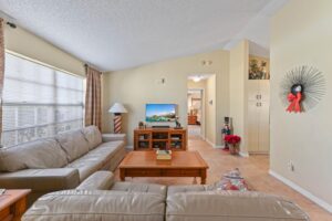 20251210185039524324000000-o - Lake Worth Homes - Lake Worth Homes