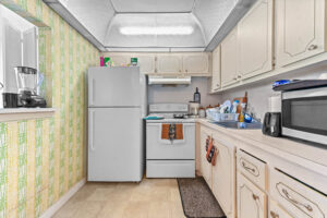 11 Kitchen 01 1 - Lake Worth Homes - Lake Worth Homes