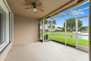 29 porch 01 - Lake Worth Homes - Lake Worth Homes