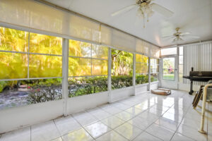 30 porch 02 - Lake Worth Homes - Lake Worth Homes