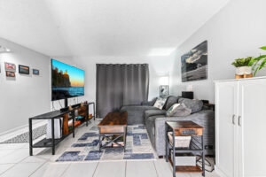 06 living room 03 - Lake Worth Homes - Lake Worth Homes