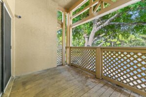 25 balcony 01 - Lake Worth Homes - Lake Worth Homes