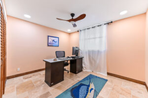 22 office 01 - Lake Worth Homes - Lake Worth Homes