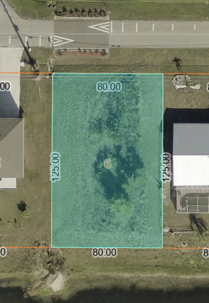 590 SW Carter Avenue, Port St. Lucie, FL 34983